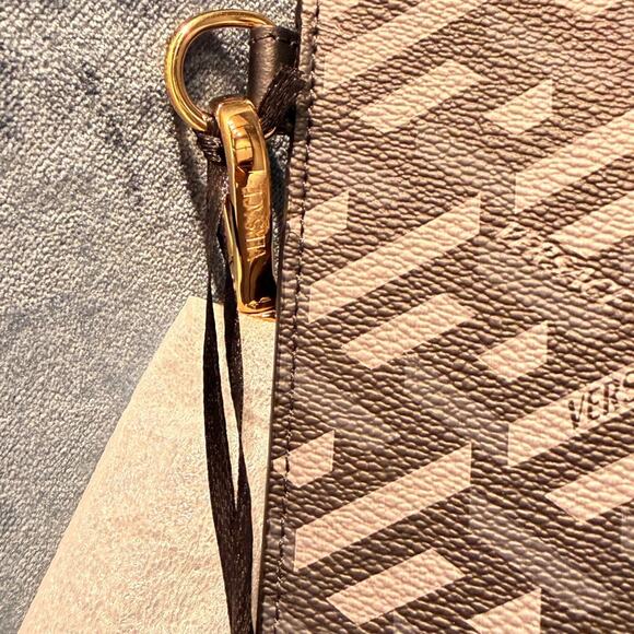 Versace La Greca monogramLeather Clutch Bag Black and Gray - Picture 2 of 6